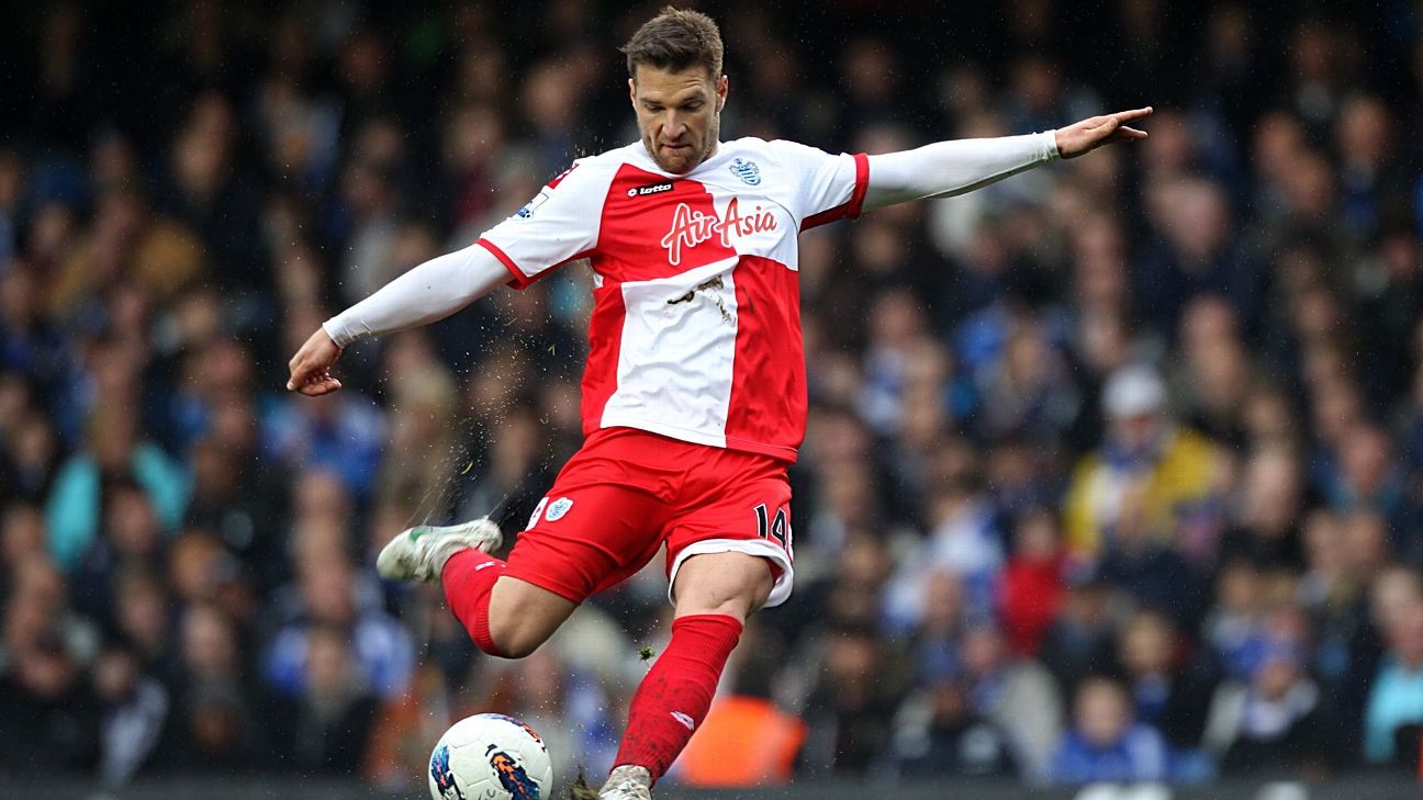 QPR เป็นห่วง อากอส บูซากี หลังอดีตมิดฟิลด์ถูกแจ้งหายในฮังการี รูปประกอบข่าวฟุตบอล