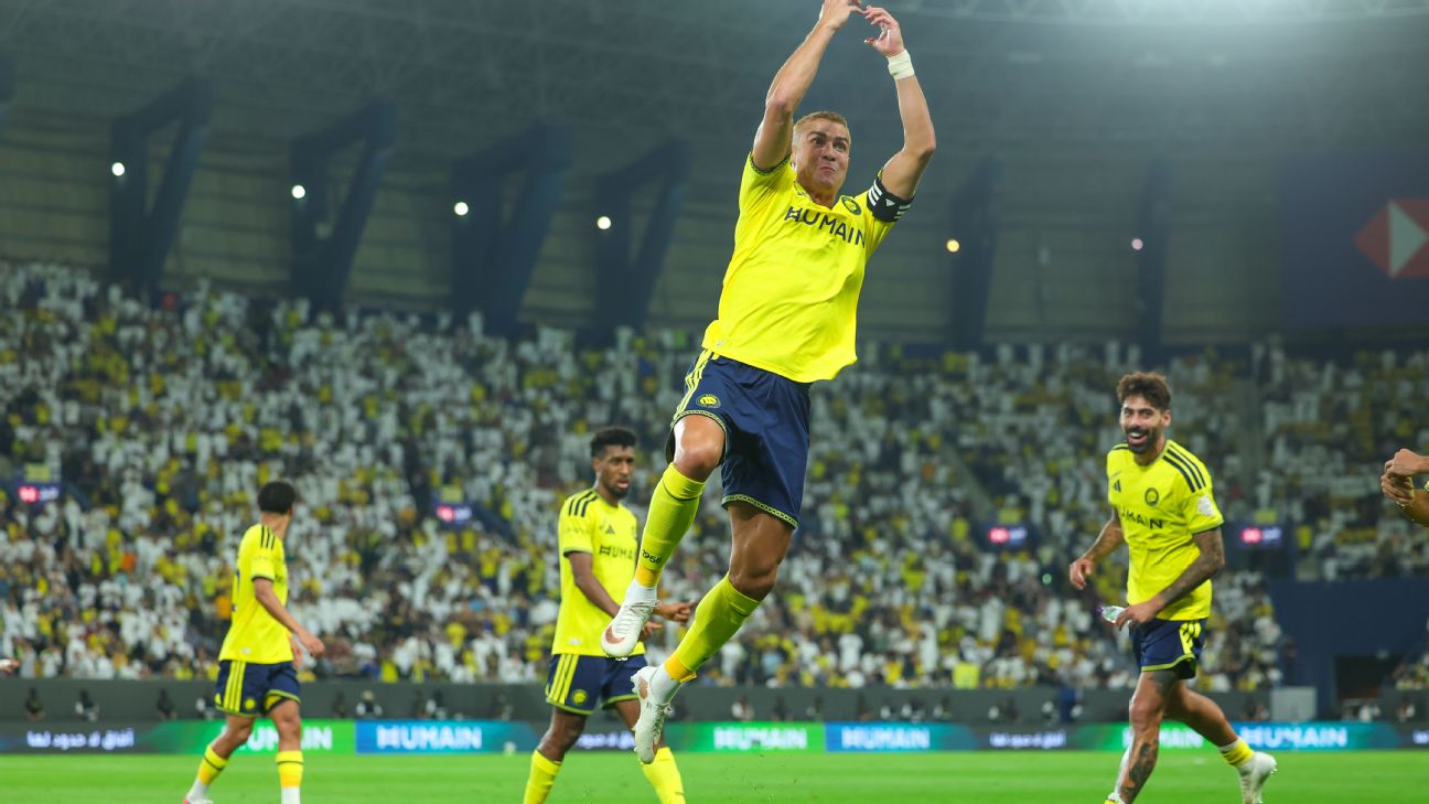 คริสเตียโน่ โรนัลโด้ ซัดประตูชัยพา Al Nassr ชนะ Al Taawoun 2-1 ใน Saudi Pro League รูปประกอบข่าวฟุตบอล