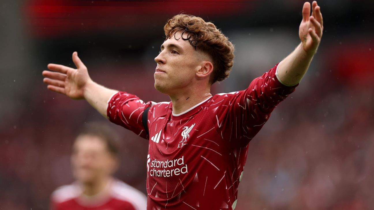 Víctor Muñoz ยิงท้ายเกมช่วย Liverpool ไล่เสมอ Nottingham Forest 2-2 ใน Premier League รูปประกอบข่าวฟุตบอล