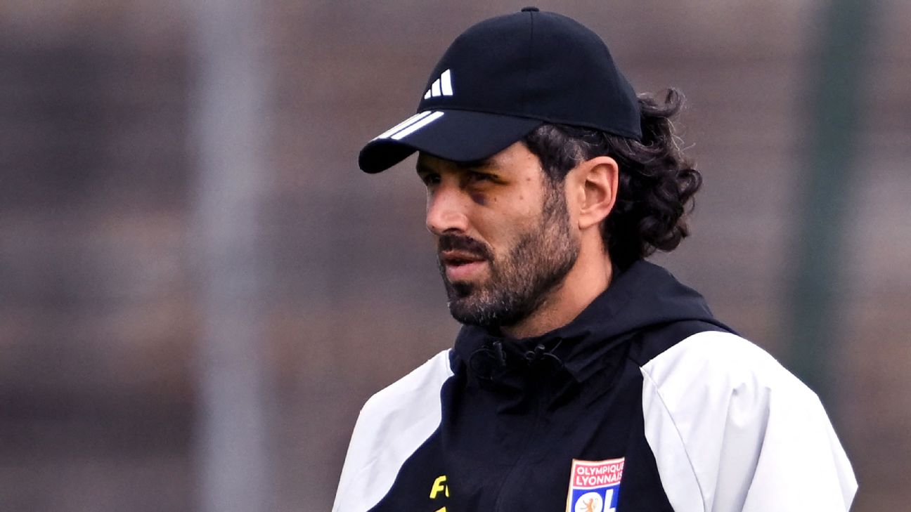Fiorentina ปลด Fabio Grosso หลังแพ้ 3 นัดแรกใน Serie A รูปประกอบข่าวฟุตบอล