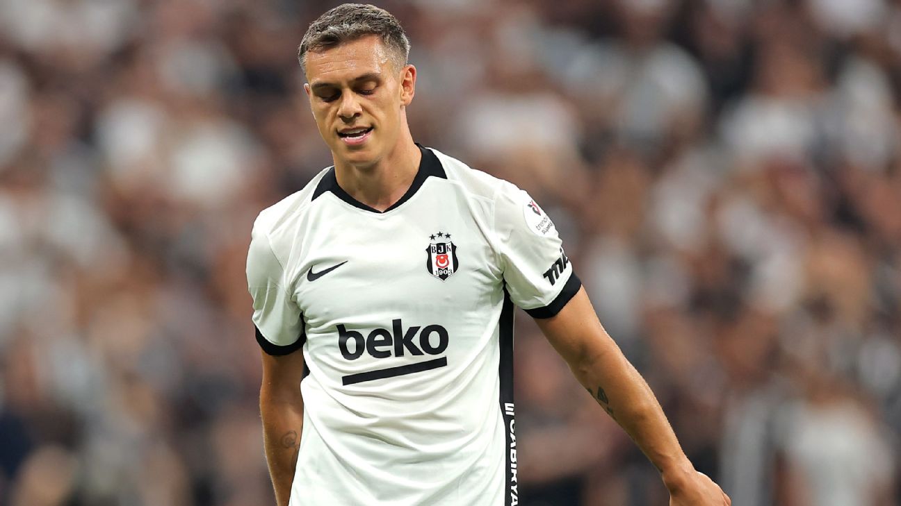 เบซิคตัสเดือด VAR เมินจังหวะตบหน้า Leandro Trossard ในเกมพ่าย Alanyaspor รูปข่าวฟุตบอล
