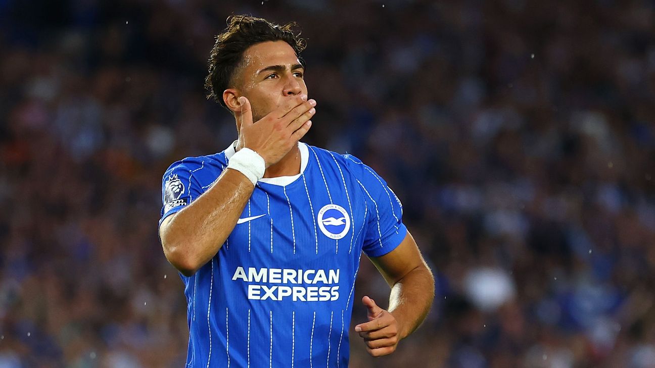 Brighton ฉลองประตูในเกมเปิดบ้านชนะ Tromso 4-0 ที่ Amex Stadium