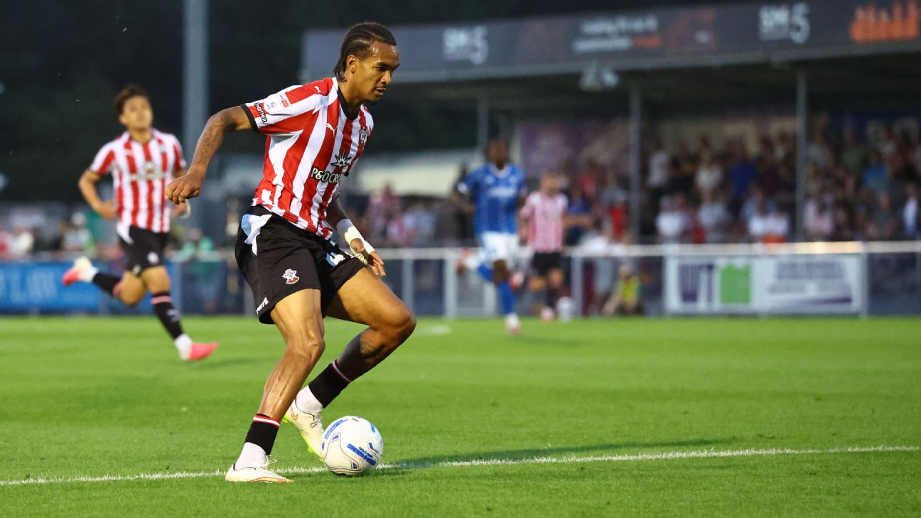 Damion Downs กองหน้าทีมชาติสหรัฐในข่าวยืมตัวจาก Southampton ไป St. Louis City SC