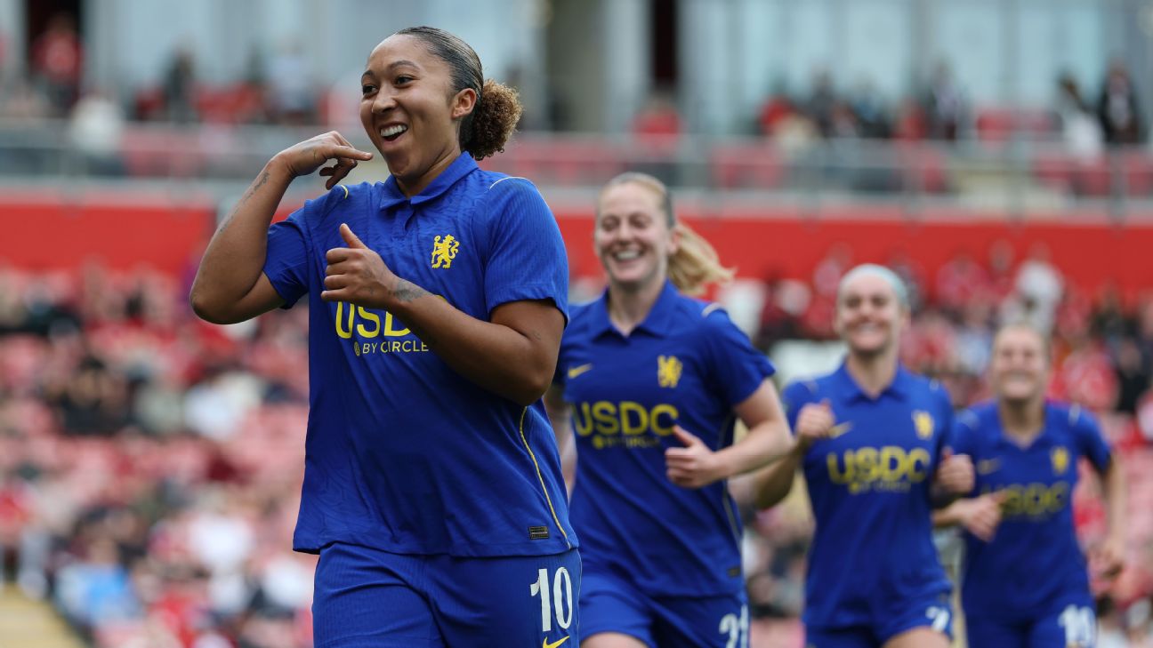 เชลซีฉลองชัยชนะ 5-0 เหนือแมนเชสเตอร์ ยูไนเต็ด หลังผู้เล่น 5 คนทำประตู